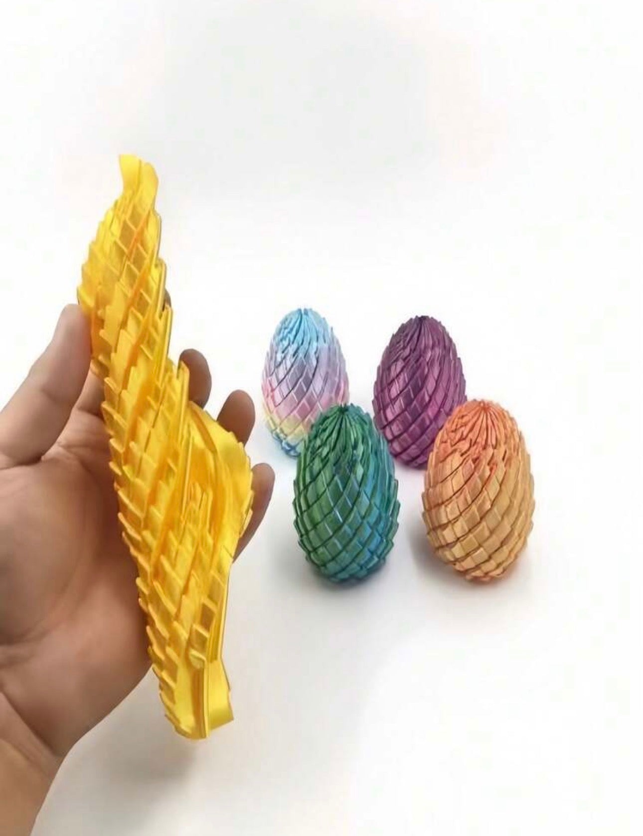 Ovo Sensorial Articulado 3D – Brinquedo Anti-Stress e Coordenação